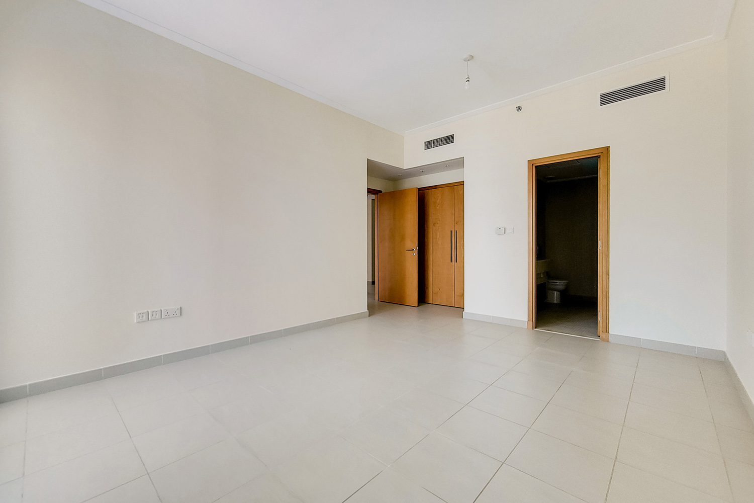 2 Bedrooms Apartment in Paloma Tower