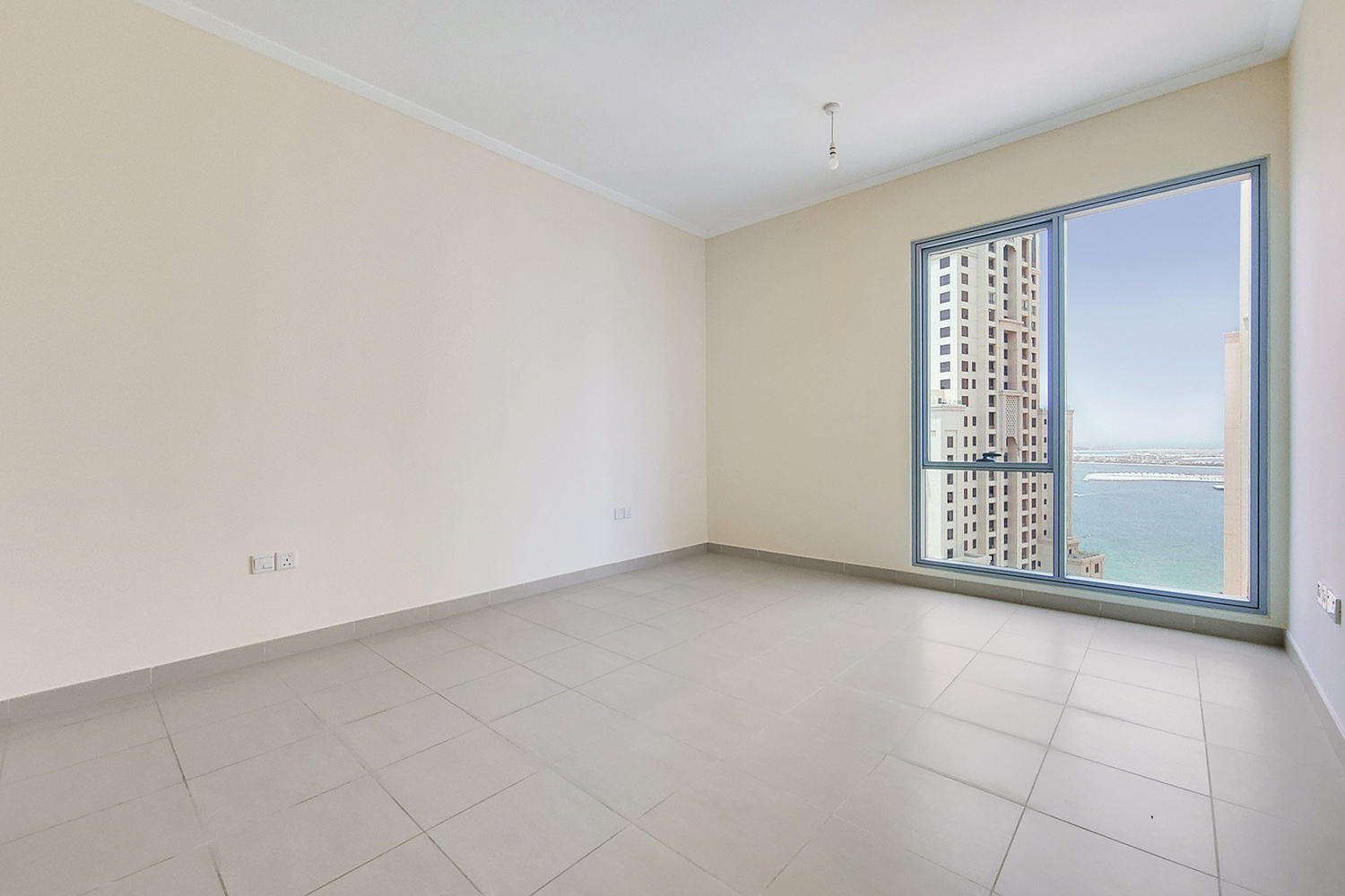 2 Bedrooms Apartment in Paloma Tower
