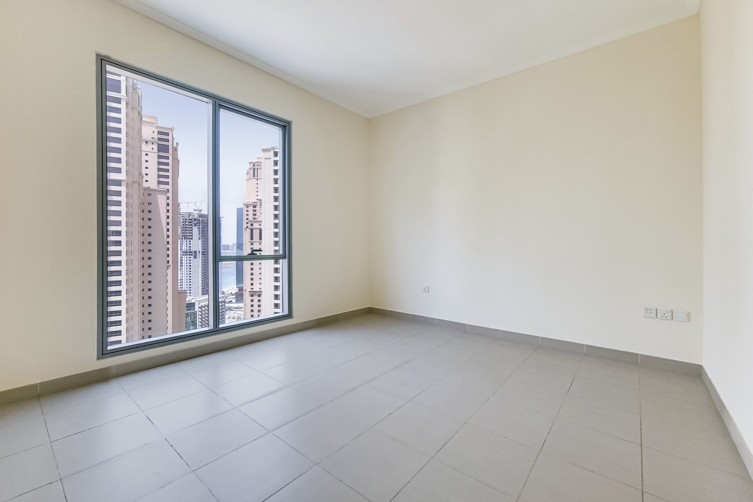 2 Bedrooms Apartment in Paloma Tower