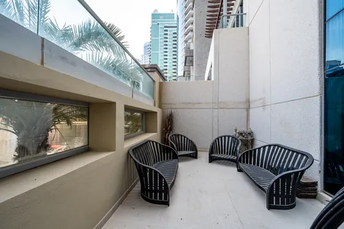 1 Bedroom Apartment in Aurora Tower, Marina Promenade