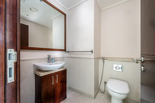 1 Bedroom Apartment in Aurora Tower, Marina Promenade