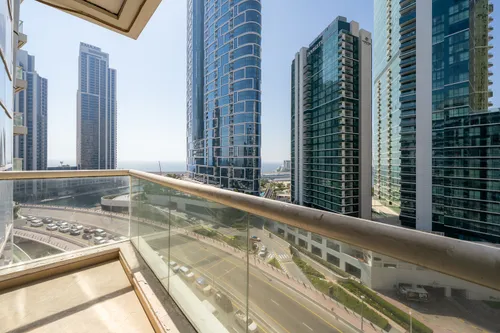 3 Bedrooms Apartment in Dorra Bay