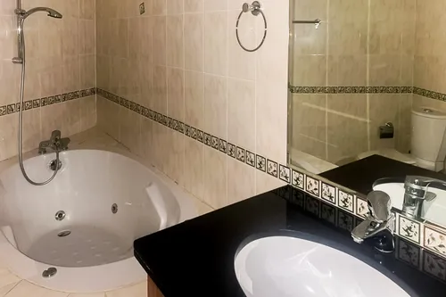 2 Bedrooms Apartment in The Waves Tower B