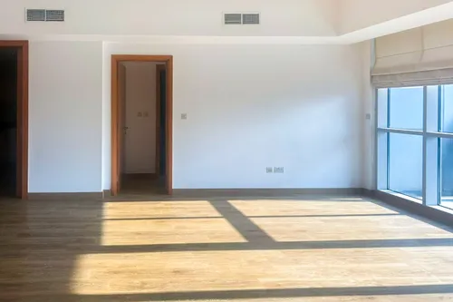 2 Bedrooms Apartment in The Waves Tower B