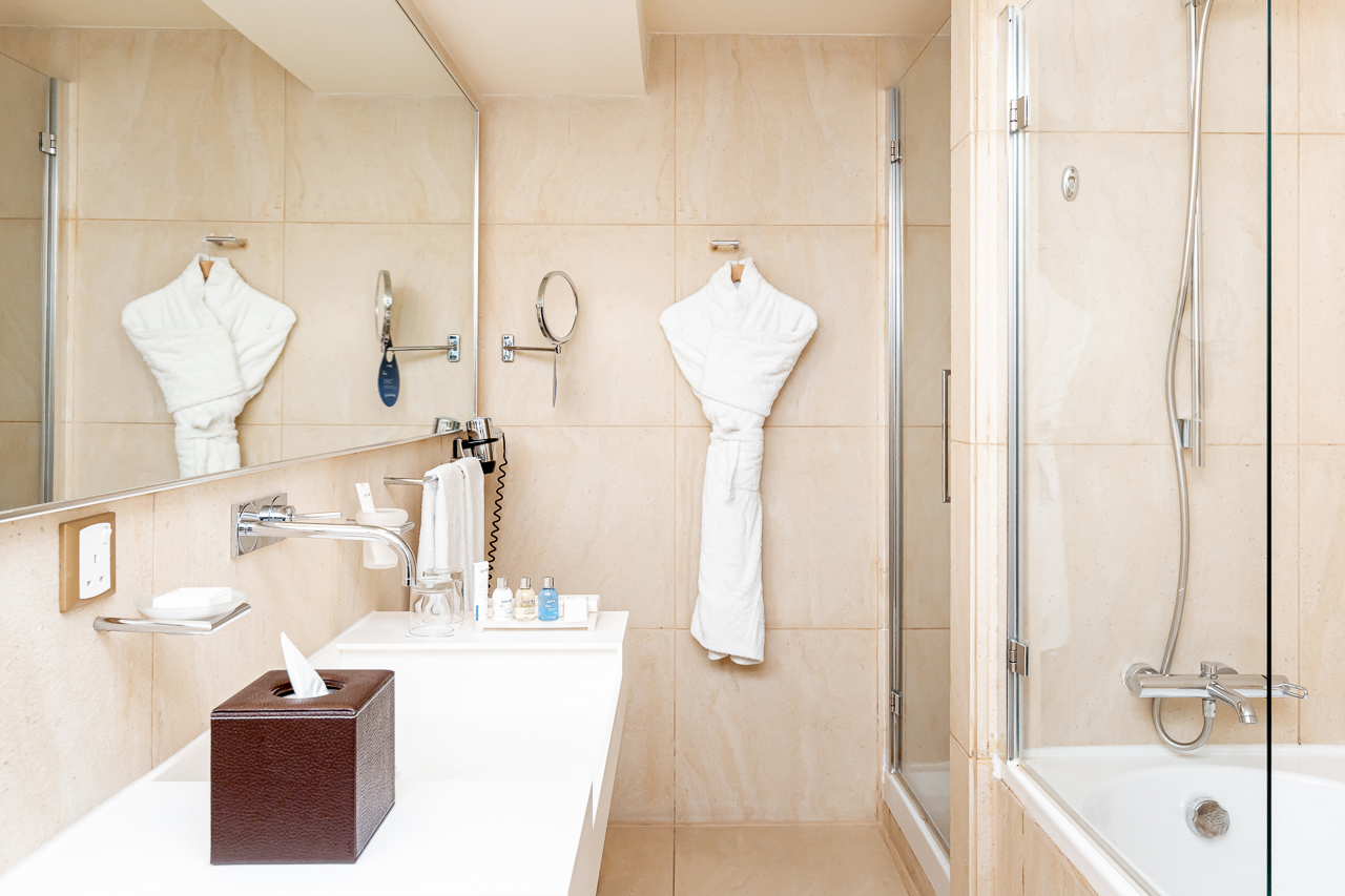 1 Bedroom Hotel Apartment in The Radisson Blu Residence Dubai Marina