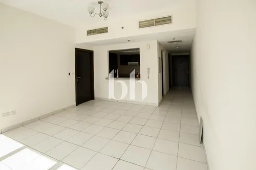 Prime Location | Vacant | Spacious Layout