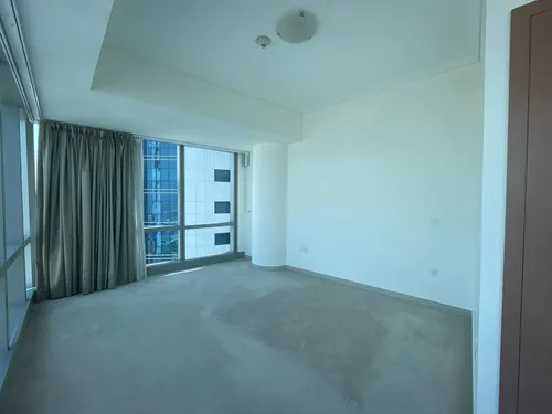 3 Bedrooms Apartment in Ocean Heights