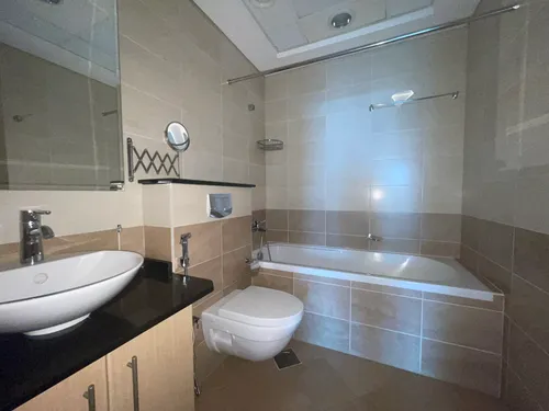 3 Bedrooms Apartment in Ocean Heights