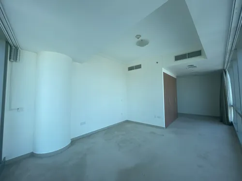 3 Bedrooms Apartment in Ocean Heights