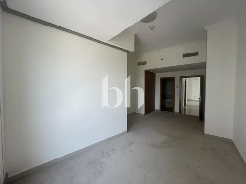 Sea View | Chiller Free| Vacant