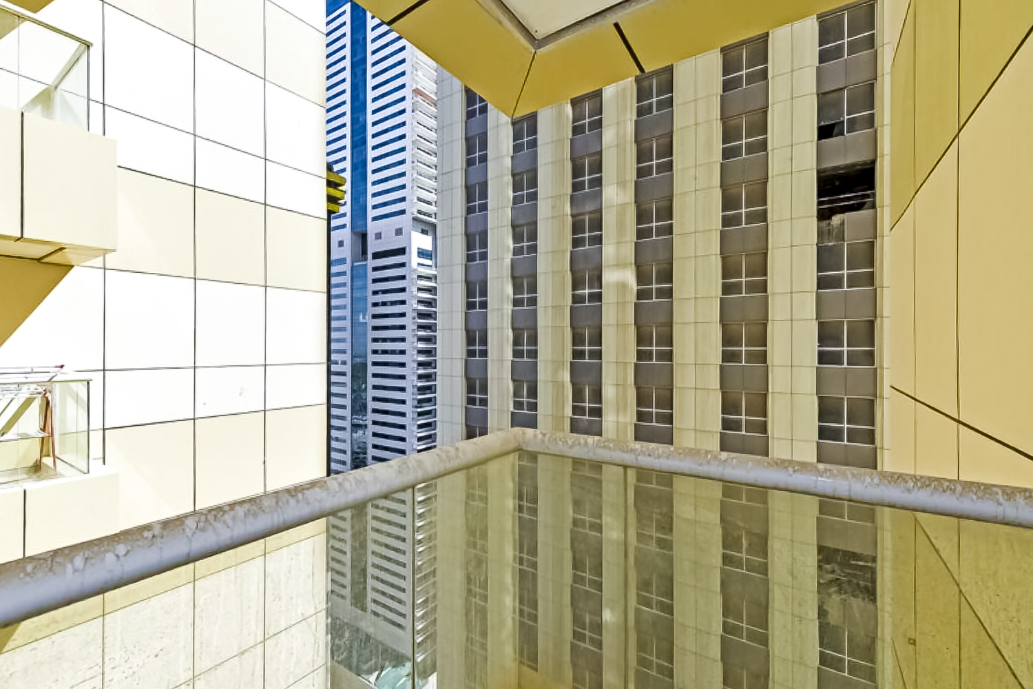 1 Bedroom Apartment in Sulafa Tower