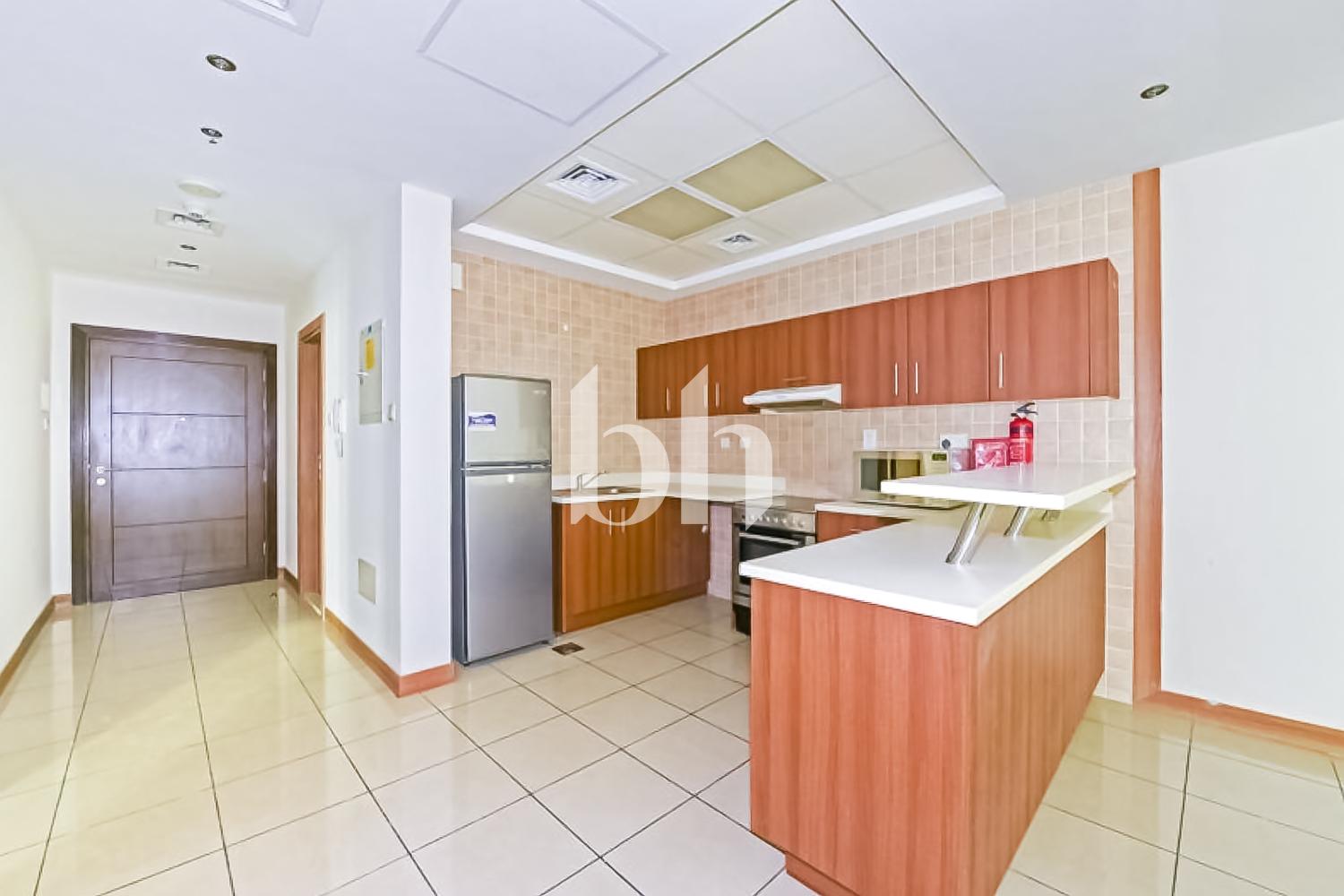 Rented | middle floor | no vacating notice