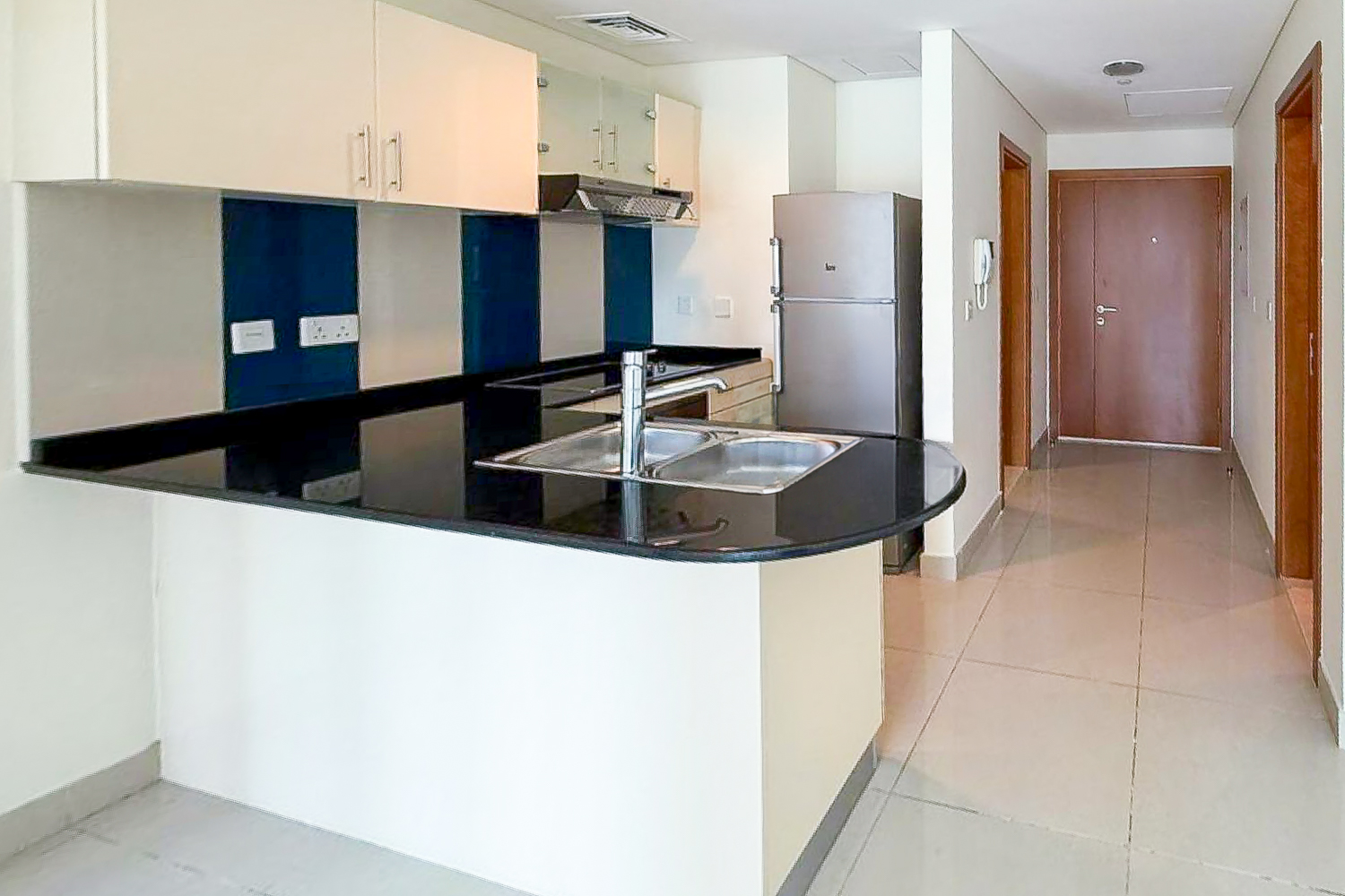 1 Bedroom Apartment in Ocean Heights