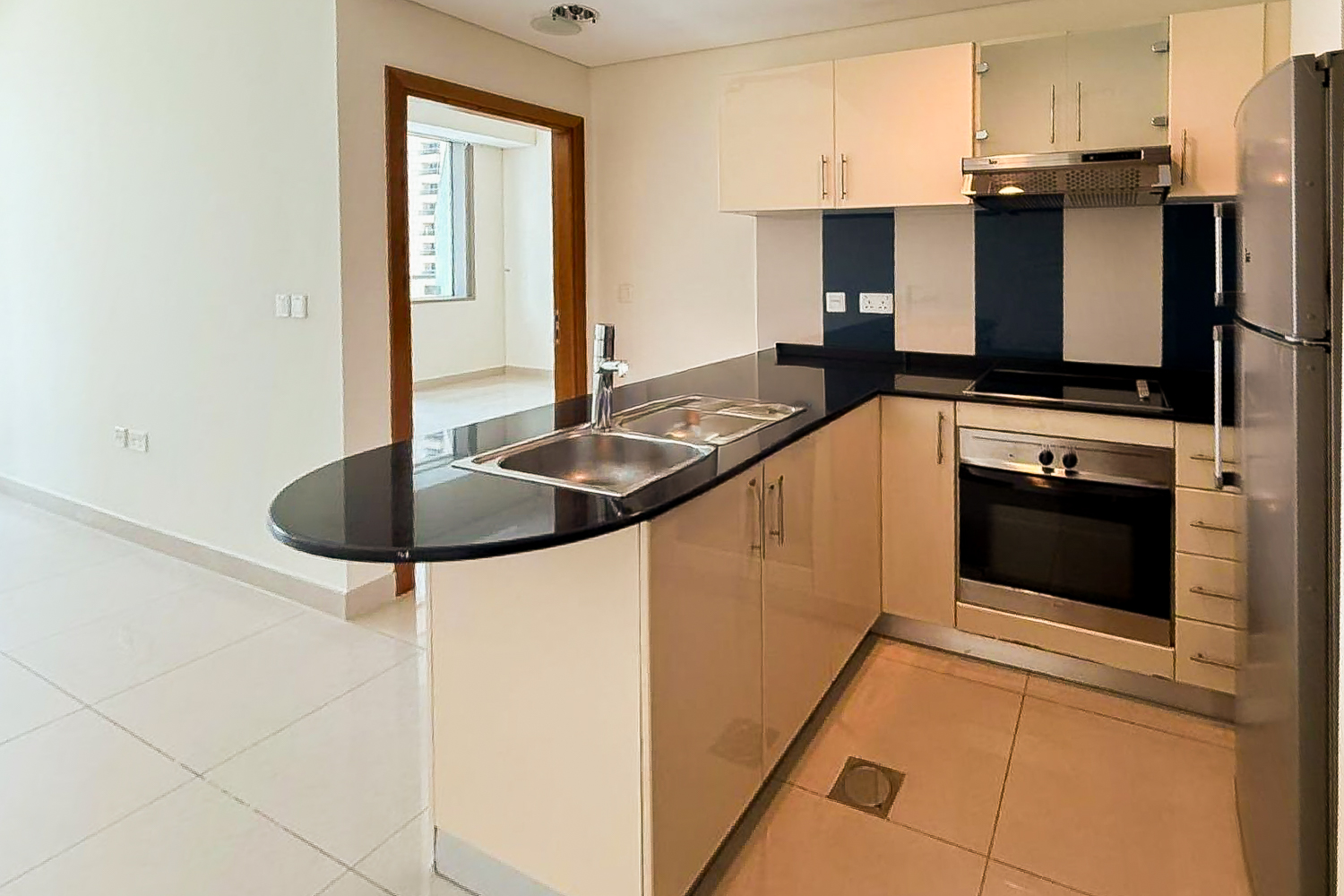 1 Bedroom Apartment in Ocean Heights