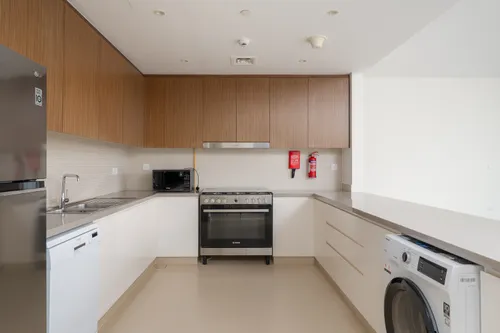 3 Bedrooms Apartment in 5242 Tower 2