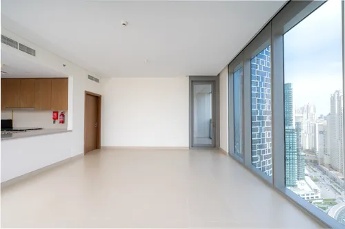 3 Bedrooms Apartment in 5242 Tower 2