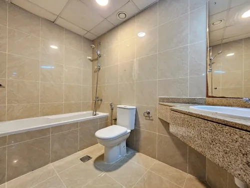 2 Bedrooms Apartment in Marina Crown