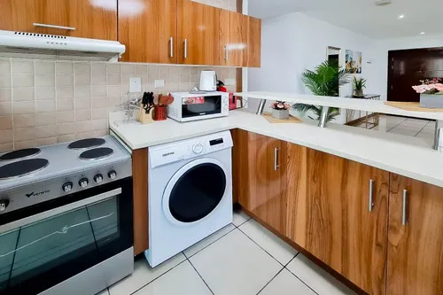 2 Bedrooms Apartment in Sulafa Tower