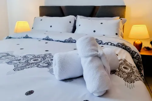 2 Bedrooms Apartment in Sulafa Tower