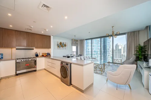 3 Bedrooms Apartment in 5242 Tower 1