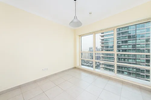 1 Bedroom Apartment in Marina Quays West