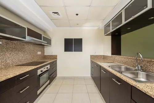 1 Bedroom Apartment in Marina Quays West