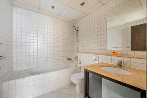 1 Bedroom Apartment in Marina Quays West