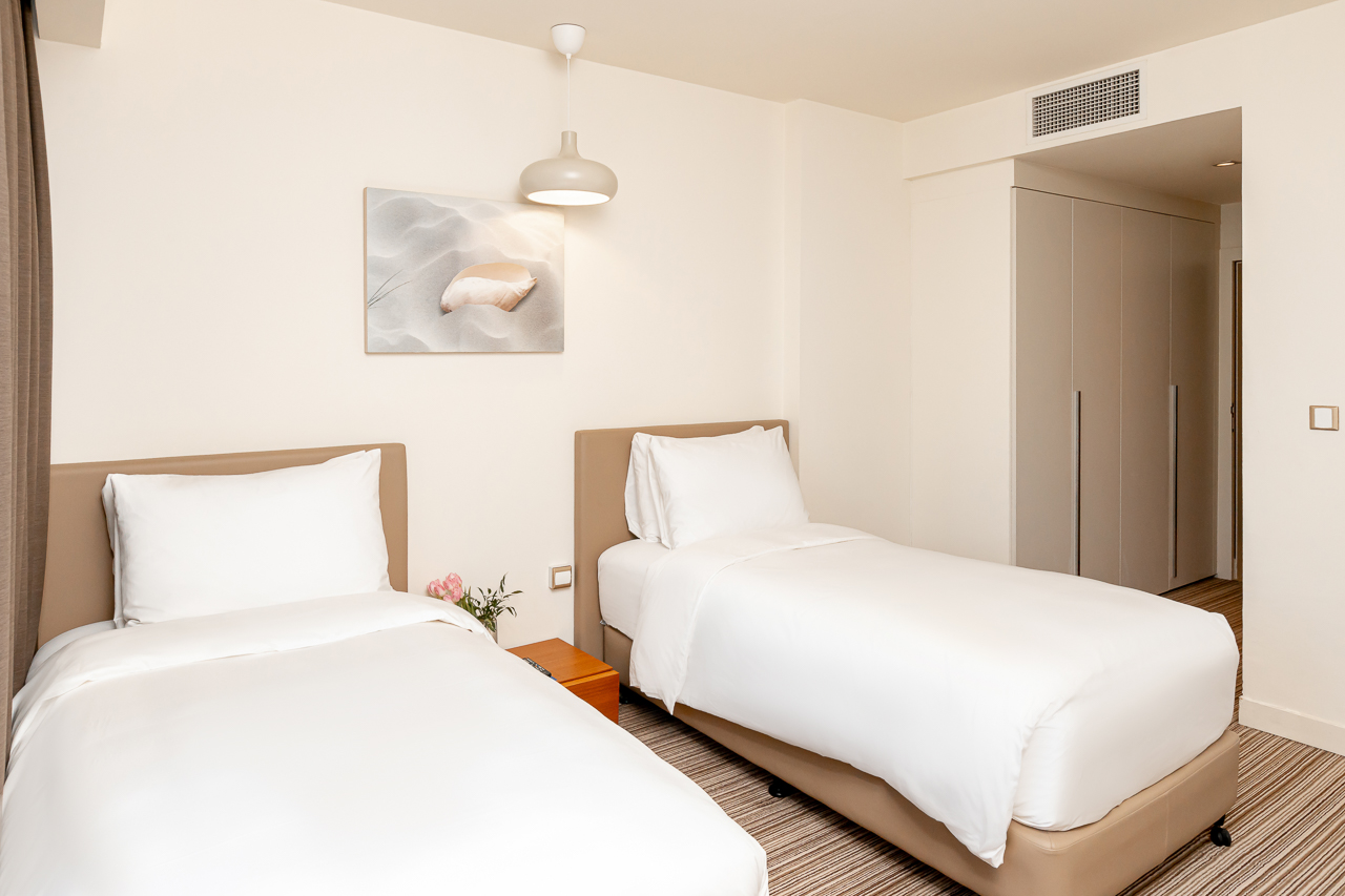 2 Bedrooms Hotel Apartment in The Radisson Blu Residence Dubai Marina