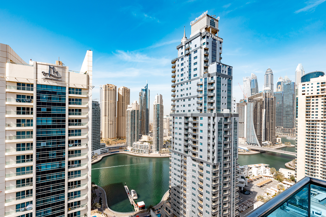 2 Bedrooms Hotel Apartment in The Radisson Blu Residence Dubai Marina