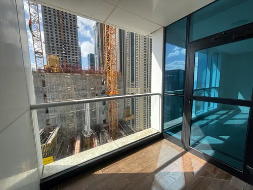 2 Bedrooms Apartment in 23 Marina