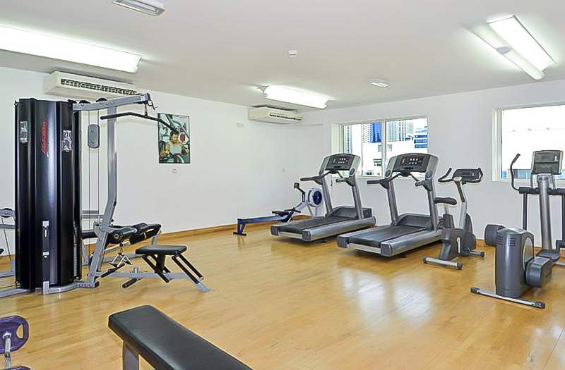 2 Bedrooms Apartment in Westside Marina