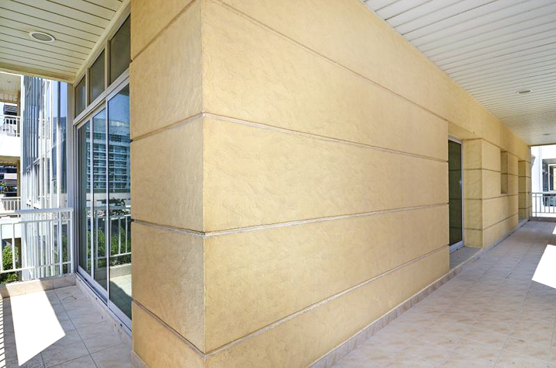 2 Bedrooms Apartment in Westside Marina