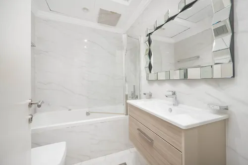 2 Bedrooms Apartment in Marina Wharf 1