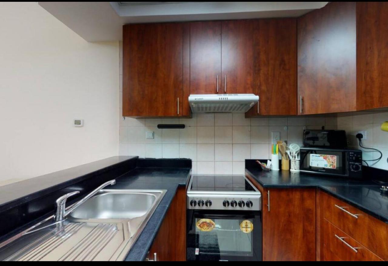 1 Bedroom Apartment in Escan Tower