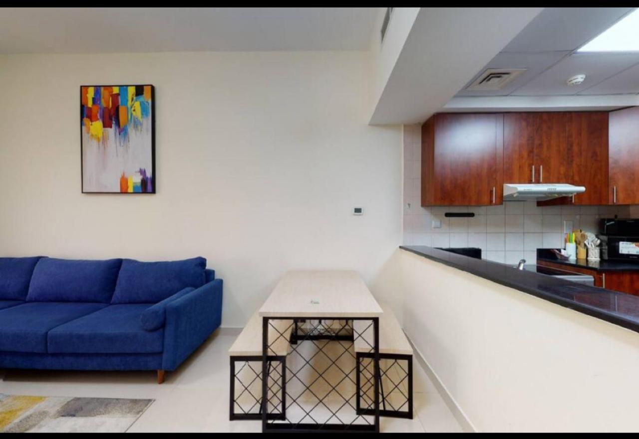 1 Bedroom Apartment in Escan Tower