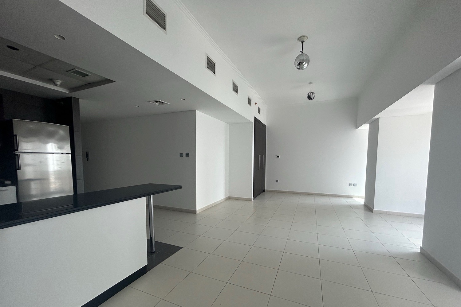 Studio Apartment in Cayan Tower