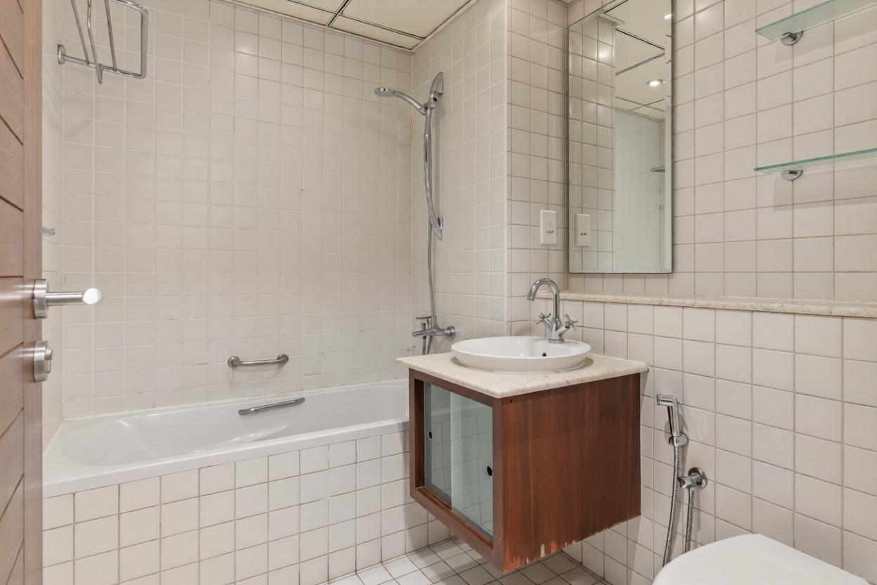 1 Bedroom Apartment in Al Sahab 1