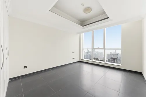 3 Bedrooms Apartment in The Torch