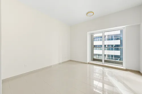 3 Bedrooms Apartment in Emirates Crown