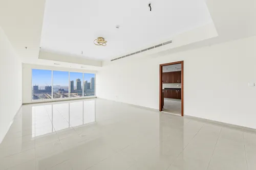 3 Bedrooms Apartment in Emirates Crown