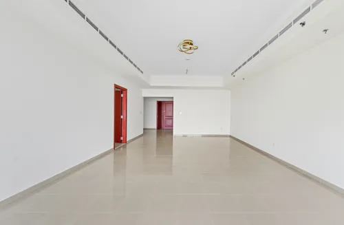 3 Bedrooms Apartment in Emirates Crown