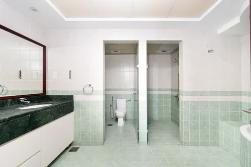 3 Bedrooms Apartment in Emirates Crown