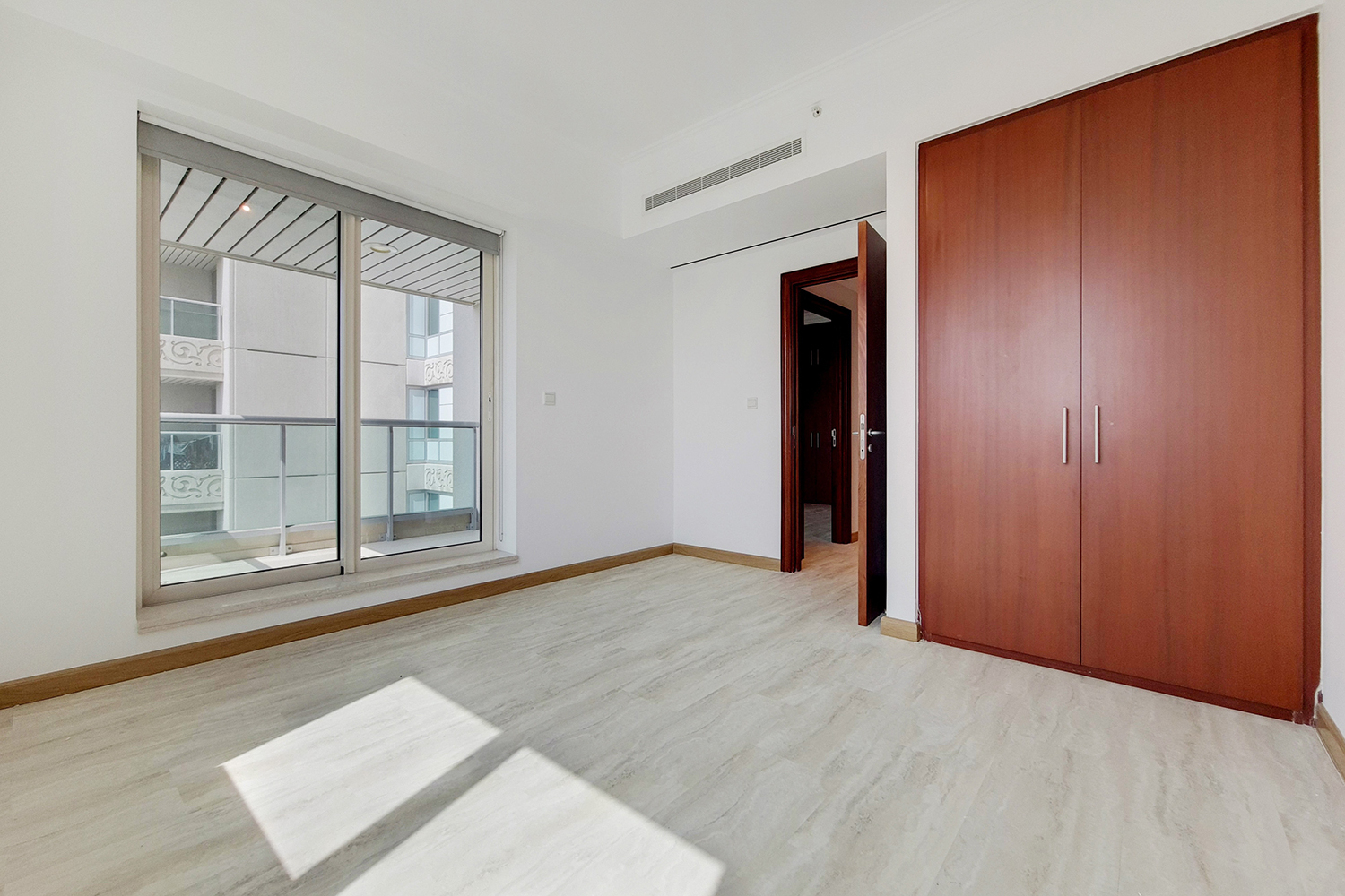 3 Bedrooms Apartment in Al Mesk Tower