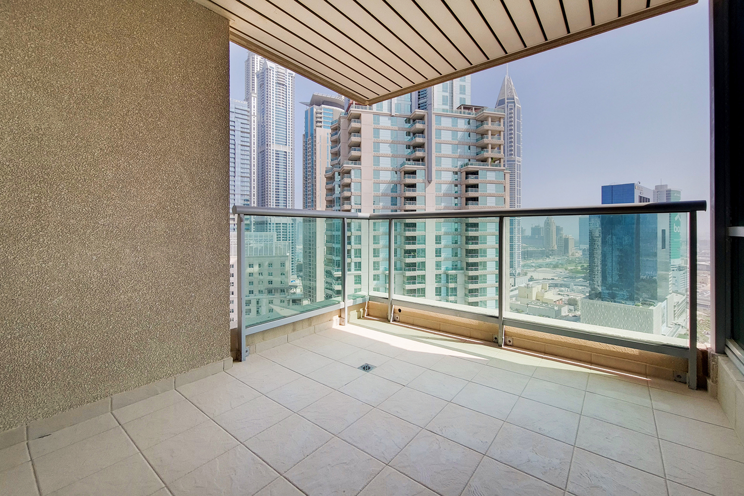 3 Bedrooms Apartment in Al Mesk Tower