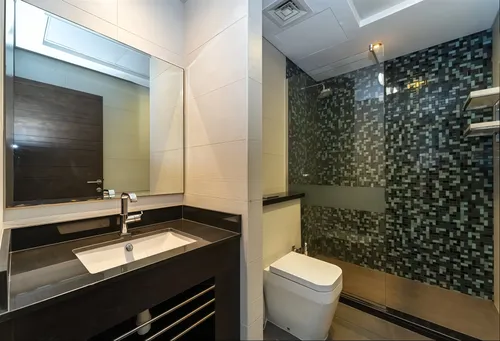 4 Bedrooms Apartment in Cayan Tower