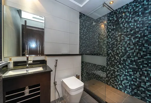 4 Bedrooms Apartment in Cayan Tower