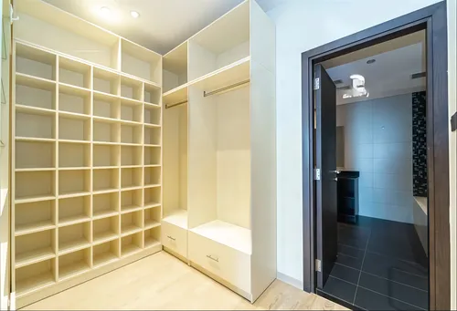 4 Bedrooms Apartment in Cayan Tower