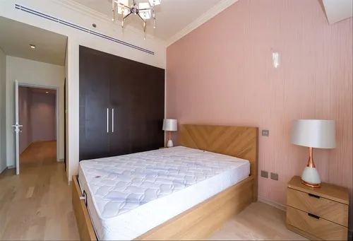 4 Bedrooms Apartment in Cayan Tower