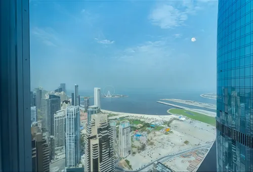 4 Bedrooms Apartment in Cayan Tower