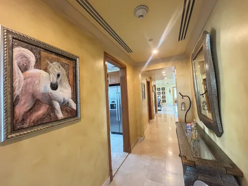 4 Bedrooms Penthouse in Marinascape Avant